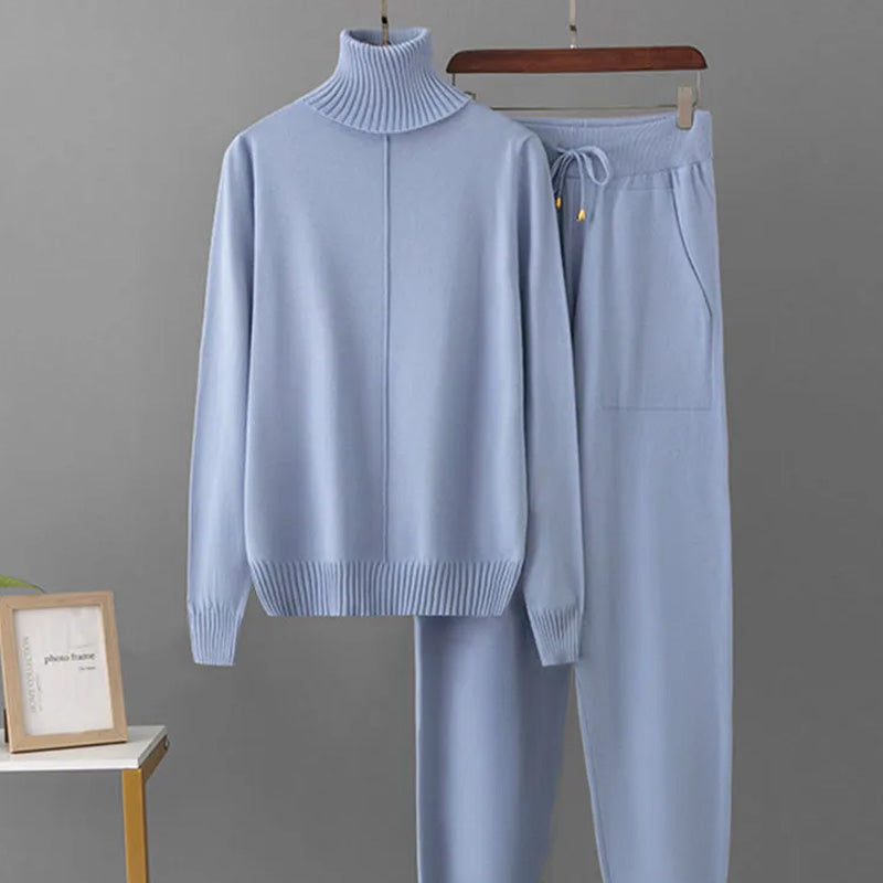 Completo dolcevita accogliente