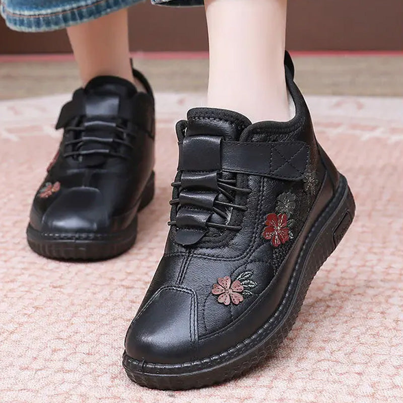 “Martina Winter Bloom”