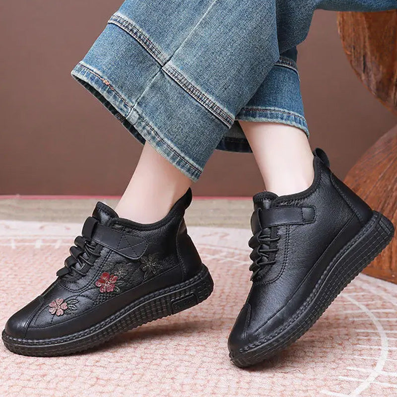 “Martina Winter Bloom”