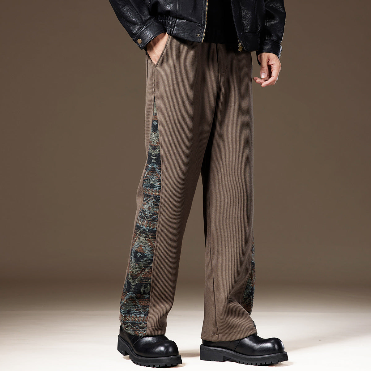 Pantaloni della tuta in velluto a coste Emberlin