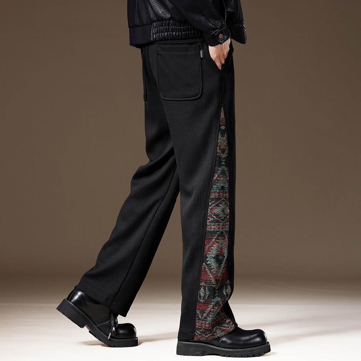 Pantaloni della tuta in velluto a coste Emberlin